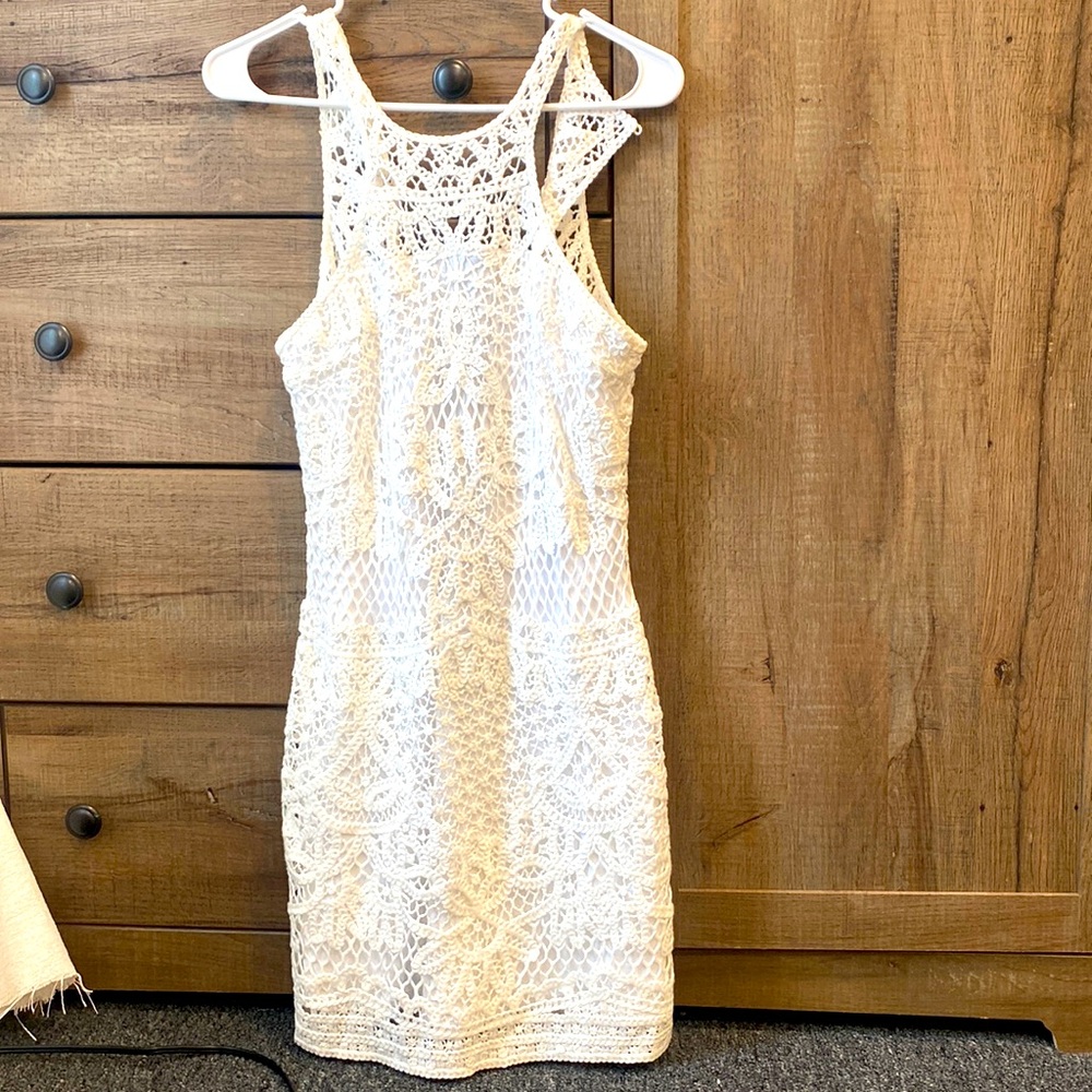Lace midi tight dress